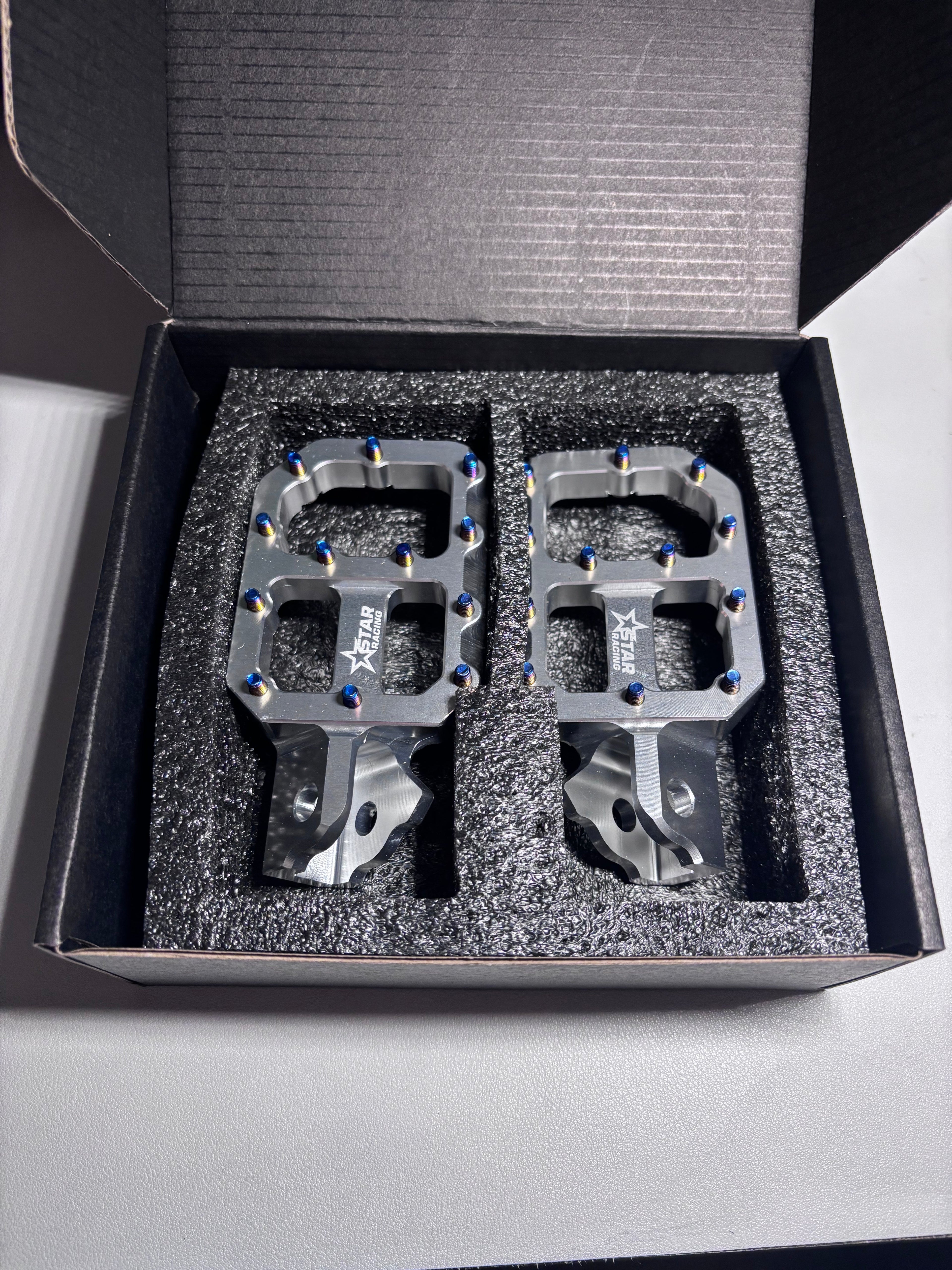Surron LBX,Talariaxxx,mx3,4,5,Komodo,E-Ride titanium pegs