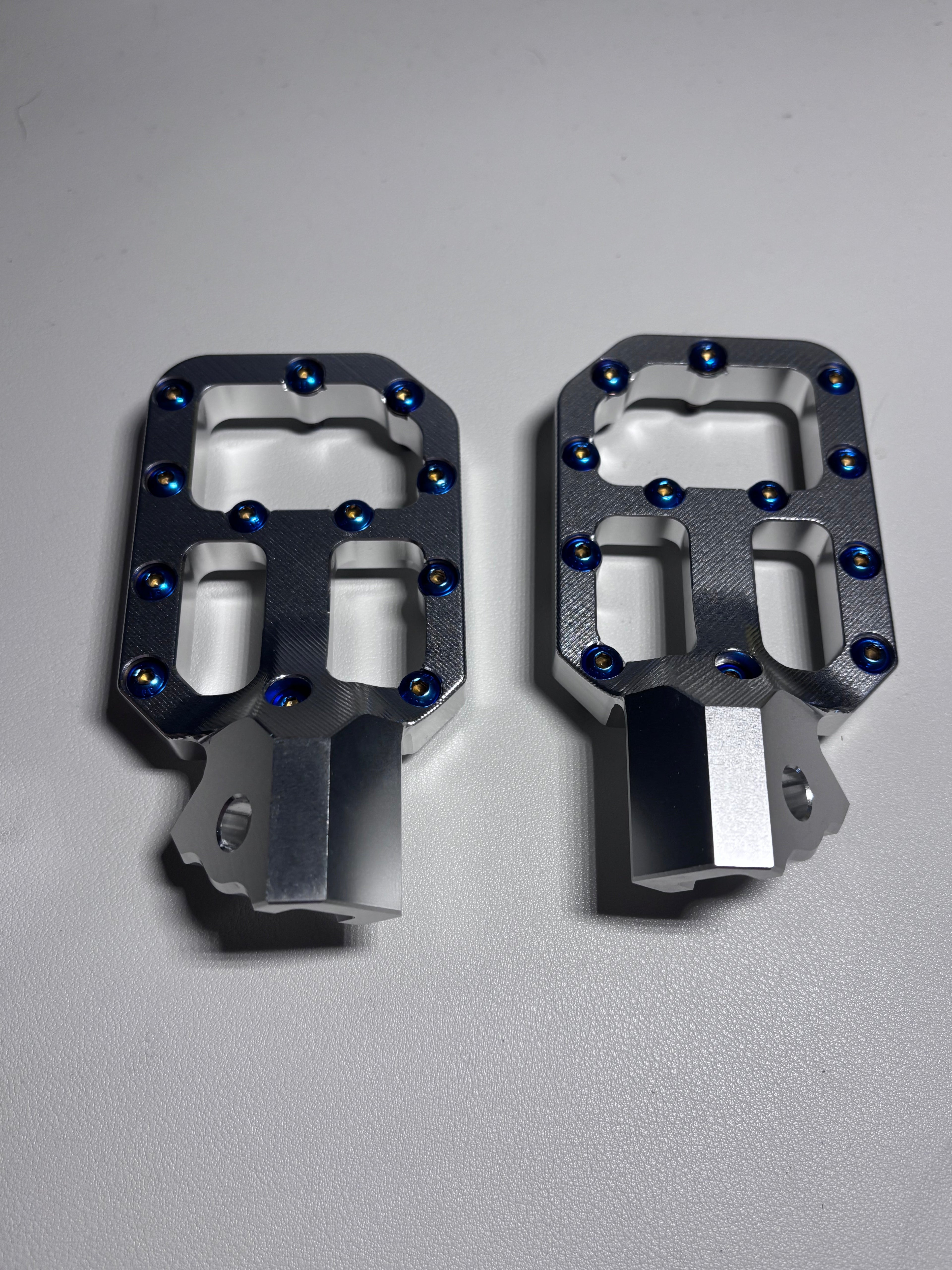 Surron LBX,Talariaxxx,mx3,4,5,Komodo,E-Ride titanium pegs