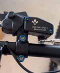 Formula/Ultra Bee Resivoir Bolts (Set of 2)